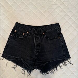 501 Levi Jean shorts